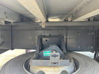 三菱ふそうスーパーグレート冷蔵冷凍ウイング大型（10t）[写真21]