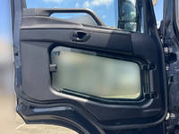 三菱ふそうスーパーグレート冷蔵冷凍ウイング大型（10t）[写真27]