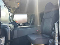 三菱ふそうスーパーグレート冷蔵冷凍ウイング大型（10t）[写真29]