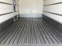 いすゞエルフ冷凍車（冷蔵車）小型（2t・3t）[写真15]