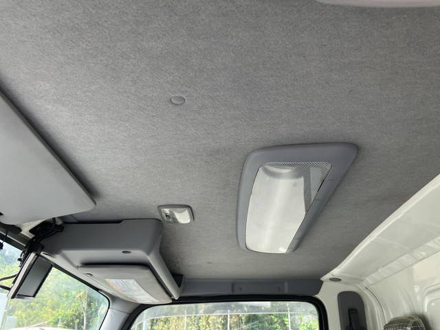 いすゞエルフ冷凍車（冷蔵車）小型（2t・3t）[写真31]