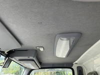 いすゞエルフ冷凍車（冷蔵車）小型（2t・3t）[写真31]