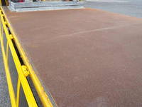 いすゞフォワード道路作業車中型（4t）[写真16]