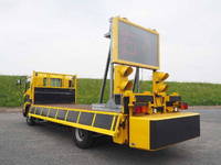 いすゞフォワード道路作業車中型（4t）[写真10]