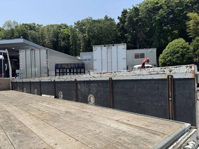 いすゞフォワードクレーン4段中型（4t）[写真10]