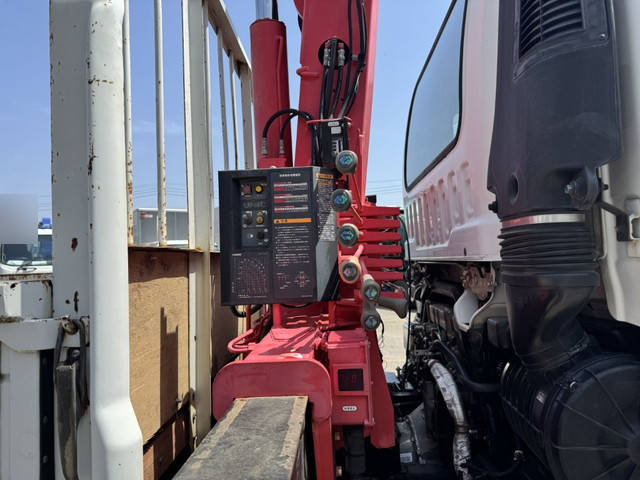 いすゞフォワードクレーン4段中型（4t）[写真16]