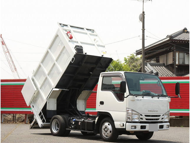 いすゞエルフ深ダンプ（土砂禁ダンプ）小型（2t・3t）[写真01]
