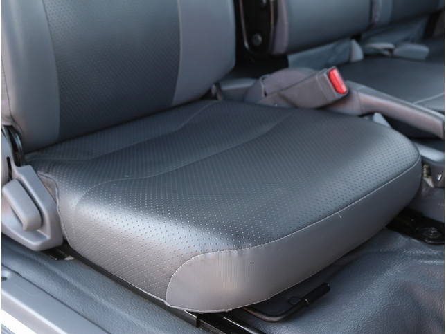 いすゞエルフ深ダンプ（土砂禁ダンプ）小型（2t・3t）[写真26]