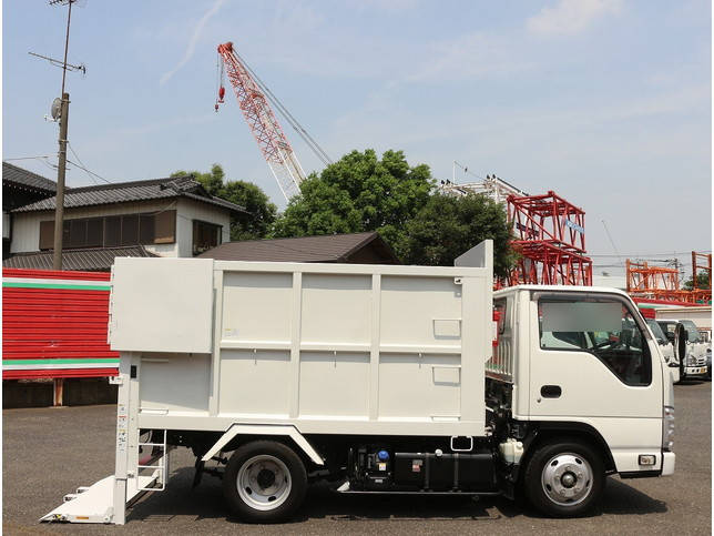 いすゞエルフ深ダンプ（土砂禁ダンプ）小型（2t・3t）[写真03]
