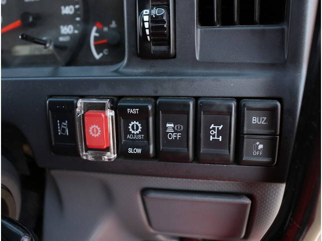 いすゞエルフ深ダンプ（土砂禁ダンプ）小型（2t・3t）[写真33]