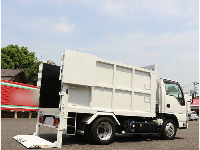 いすゞエルフ深ダンプ（土砂禁ダンプ）小型（2t・3t）[写真04]