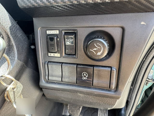 日野レンジャーアルミウイング中型（4t）[写真26]