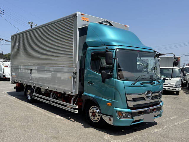 日野レンジャーアルミウイング中型（4t）[写真03]