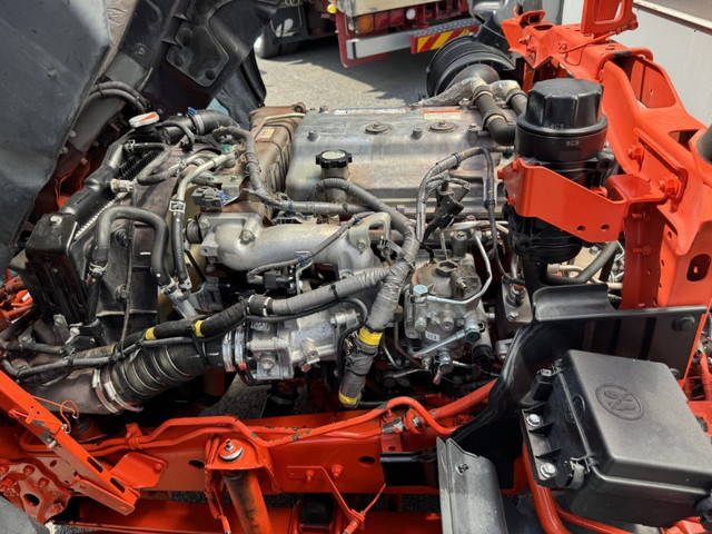 日野レンジャーアルミウイング中型（4t）[写真37]