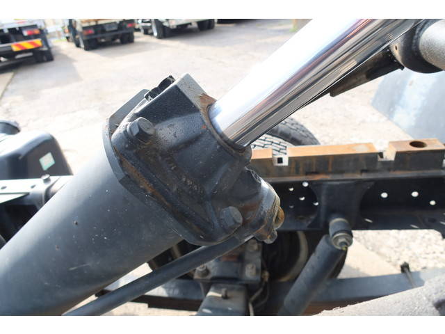 いすゞエルフダンプ小型（2t・3t）[写真15]