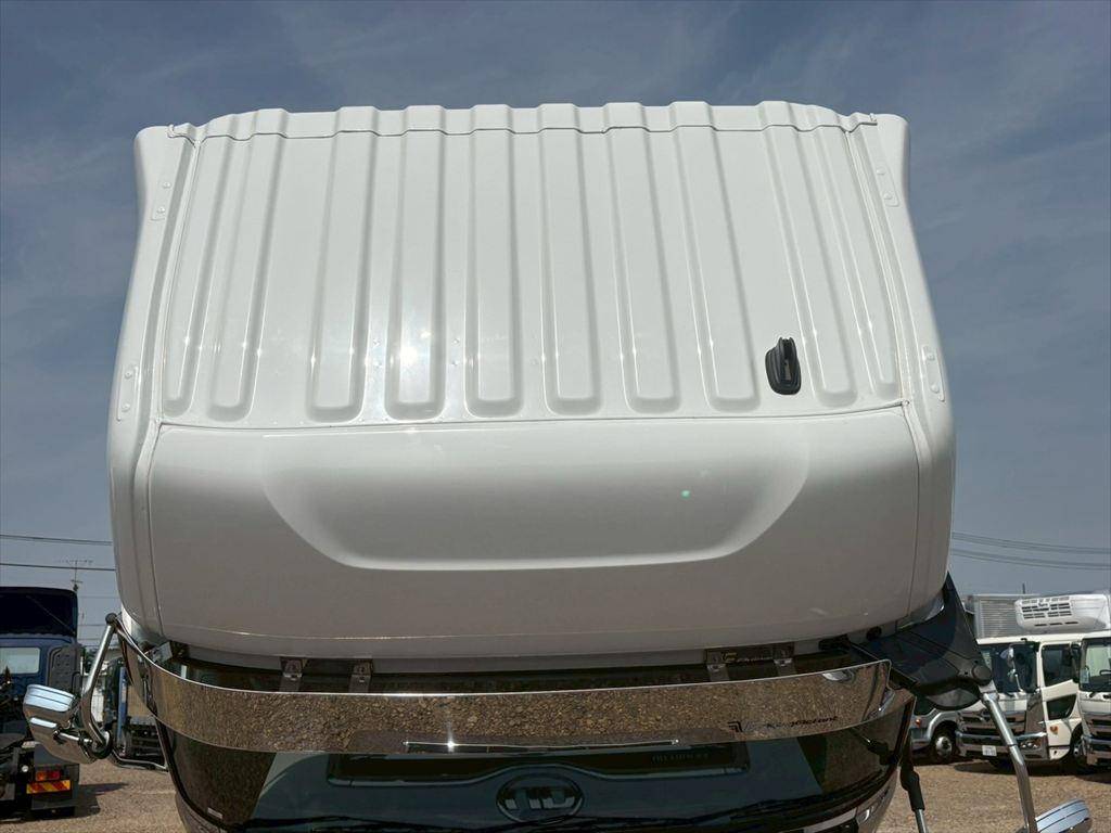 UDトラックスクオンアルミウイング大型（10t）[写真17]