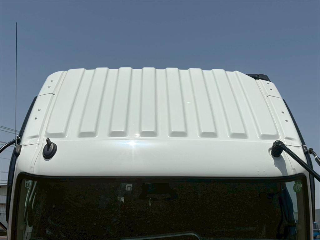 三菱ふそうファイターコンテナ専用車中型（4t）[写真17]