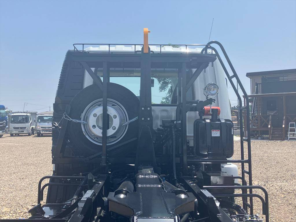 三菱ふそうファイターコンテナ専用車中型（4t）[写真07]