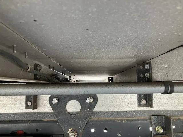 日野レンジャーアルミウイング中型（4t）[写真19]