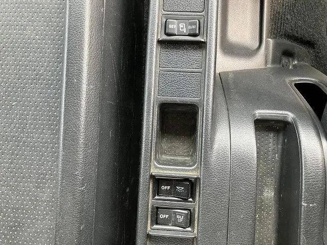 日野レンジャーアルミウイング中型（4t）[写真27]