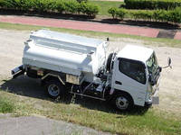 三菱ふそうキャンタータンク車（タンクローリー）小型（2t・3t）[写真24]