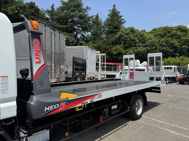 三菱ふそうキャンターセーフティローダー小型（2t・3t）[写真12]