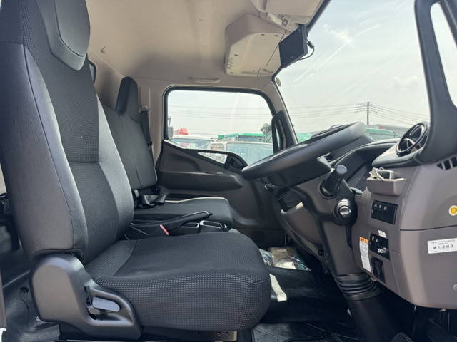 三菱ふそうキャンターセーフティローダー小型（2t・3t）[写真31]