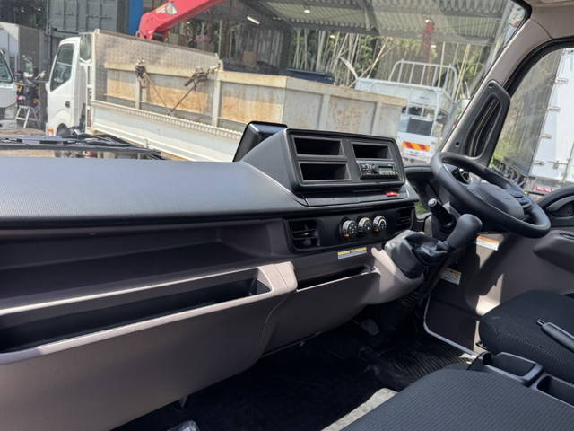 三菱ふそうキャンターセーフティローダー小型（2t・3t）[写真33]