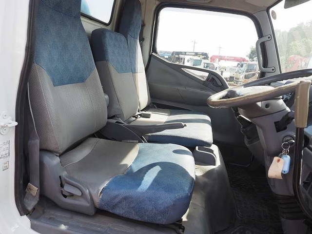 三菱ふそうキャンターミキサー車（コンクリートミキサー）小型（2t・3t）[写真35]