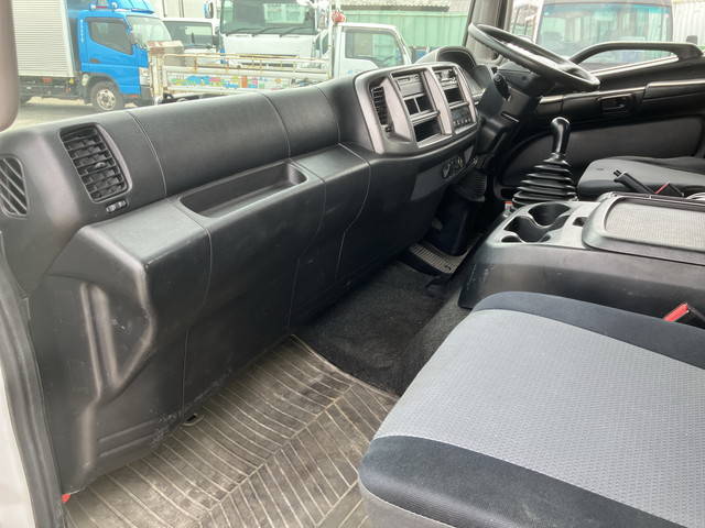 日野レンジャーセーフティクレーン4段増トン（6t・8t）[写真35]