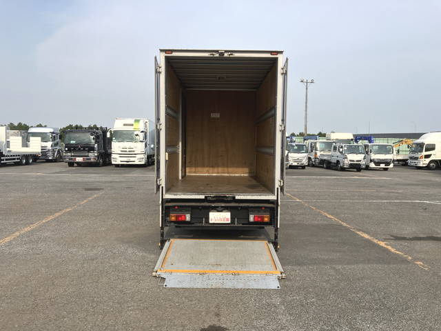 トヨタダイナパネルバン小型（2t・3t）[写真16]