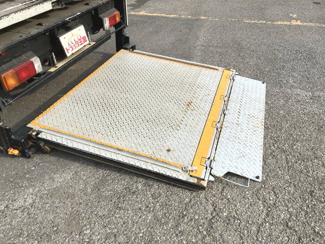 トヨタダイナパネルバン小型（2t・3t）[写真17]