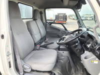 トヨタダイナパネルバン小型（2t・3t）[写真32]