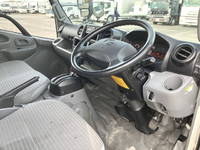 トヨタダイナパネルバン小型（2t・3t）[写真33]