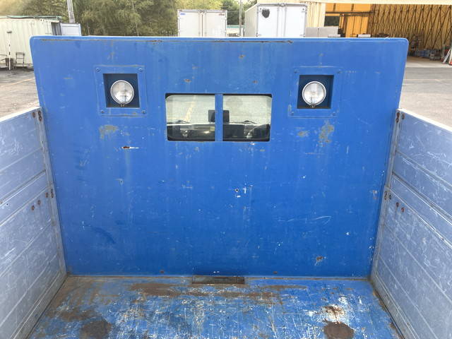 三菱ふそうキャンターアルミブロック小型（2t・3t）[写真17]