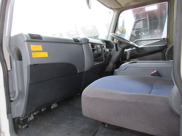 三菱ふそうファイター冷凍車（冷蔵車）増トン（6t・8t）[写真24]