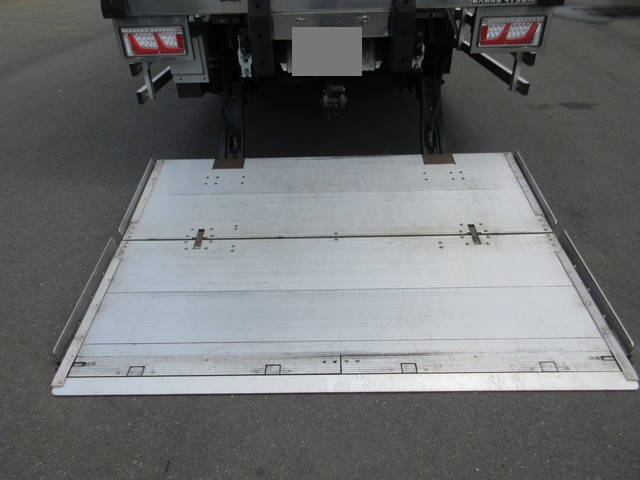 三菱ふそうファイター冷凍車（冷蔵車）増トン（6t・8t）[写真08]