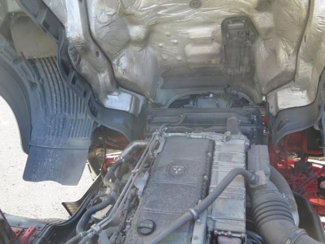 三菱ふそうスーパーグレートトレーラーヘッド（トラクターヘッド）大型（10t）[写真13]