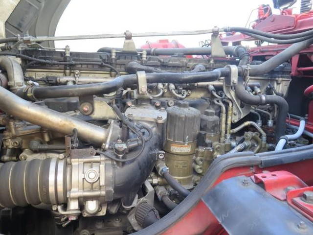 三菱ふそうスーパーグレートトレーラーヘッド（トラクターヘッド）大型（10t）[写真14]