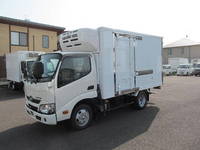 日野デュトロ冷凍車（冷蔵車）小型（2t・3t）[写真04]