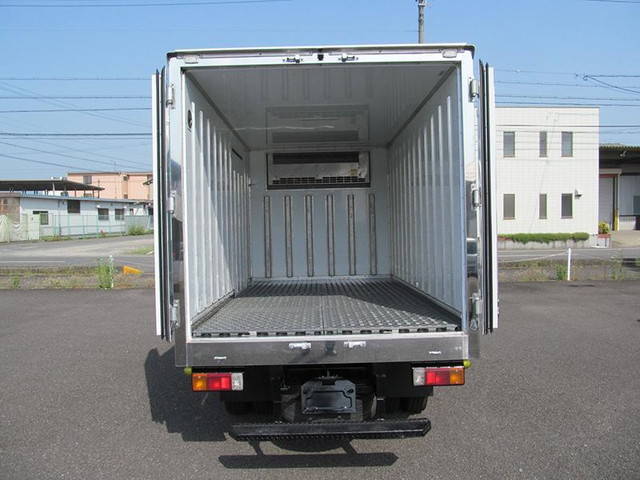 日野デュトロ冷凍車（冷蔵車）小型（2t・3t）[写真04]
