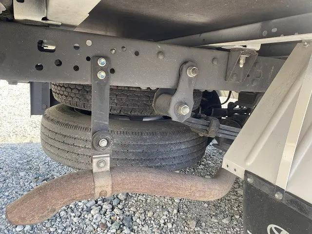 トヨタトヨエース平ボディ小型（2t・3t）[写真29]