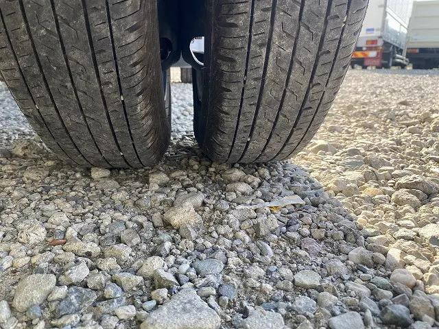 トヨタトヨエース平ボディ小型（2t・3t）[写真30]