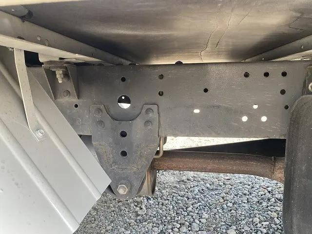 トヨタトヨエース平ボディ小型（2t・3t）[写真32]