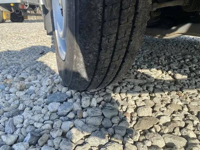 トヨタトヨエース平ボディ小型（2t・3t）[写真34]