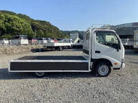 トヨタトヨエース平ボディ小型（2t・3t）[写真09]
