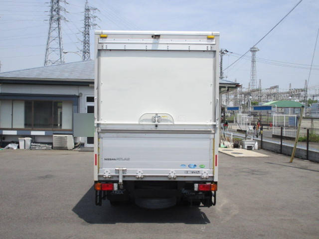 日産アトラスパネルバン小型（2t・3t）[写真08]