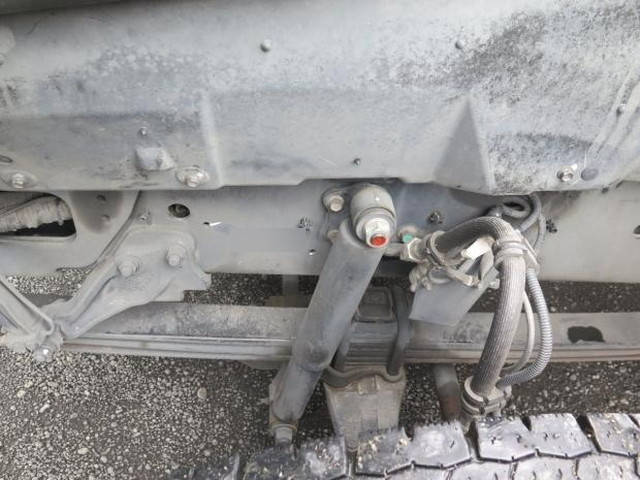 日野プロフィアトレーラーヘッド（トラクターヘッド）大型（10t）[写真19]