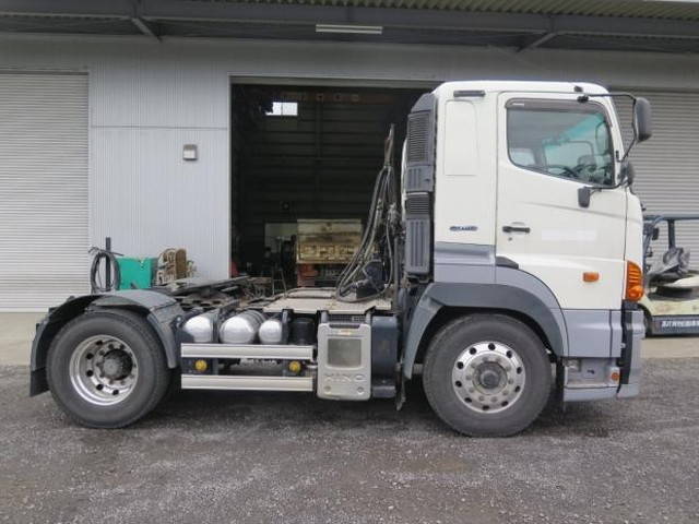 日野プロフィアトレーラーヘッド（トラクターヘッド）大型（10t）[写真05]