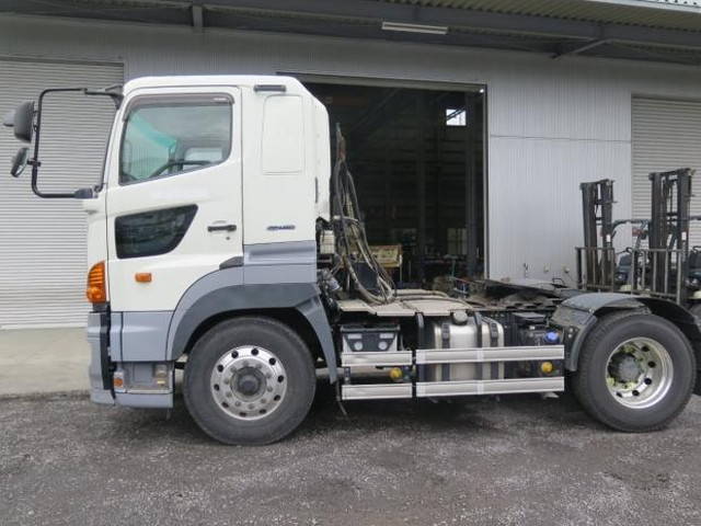 日野プロフィアトレーラーヘッド（トラクターヘッド）大型（10t）[写真07]